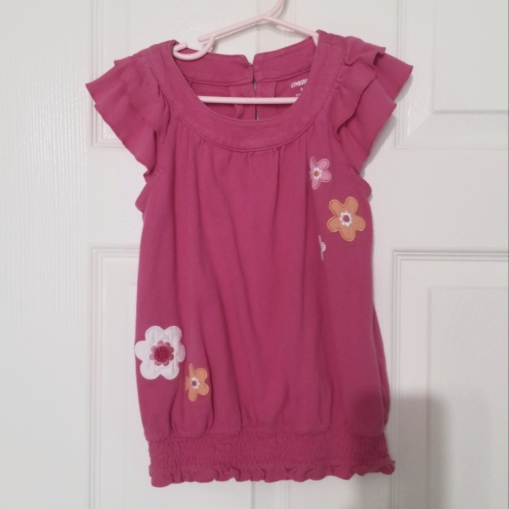 Girl's pink top